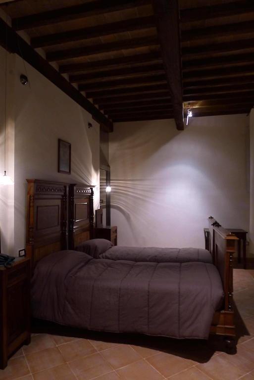 バニャカヴァッロ Agriturismo Palazzo Baldiniヴィラ 部屋 写真