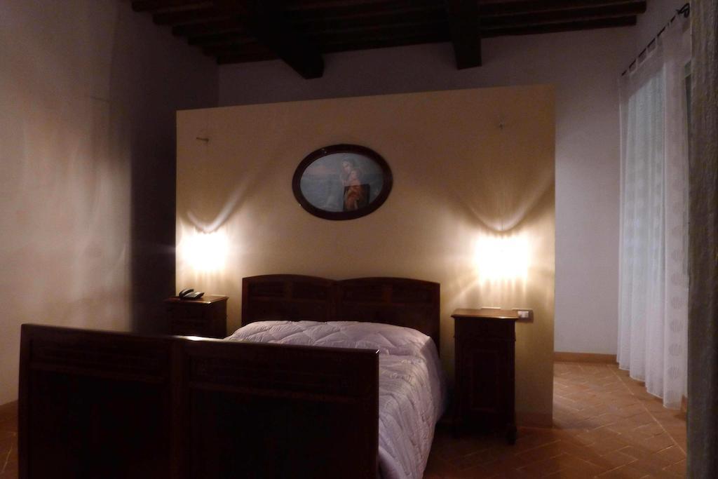 バニャカヴァッロ Agriturismo Palazzo Baldiniヴィラ 部屋 写真